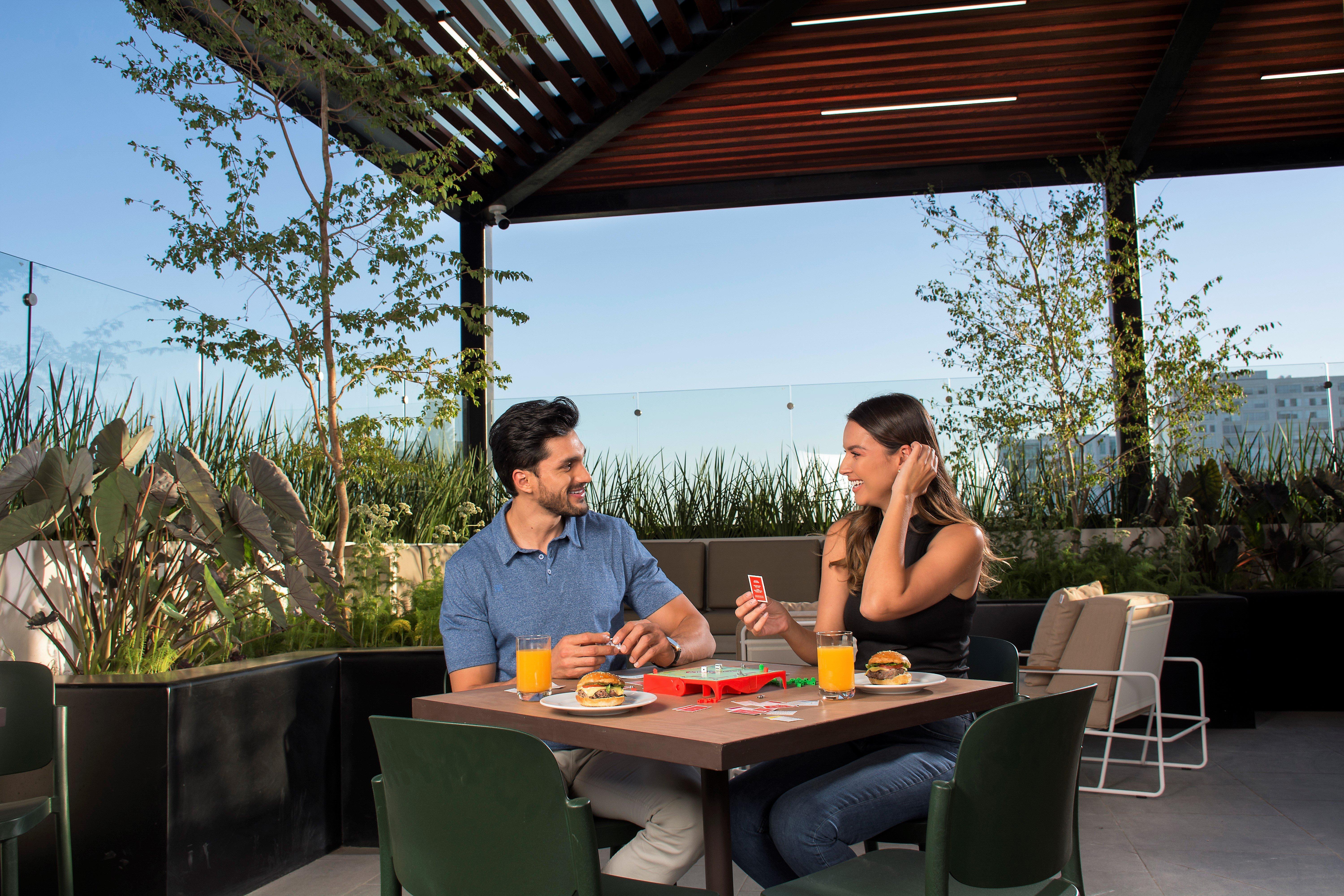 Staybridge Suites - Guadalajara Novena By Ihg Exteriör bild