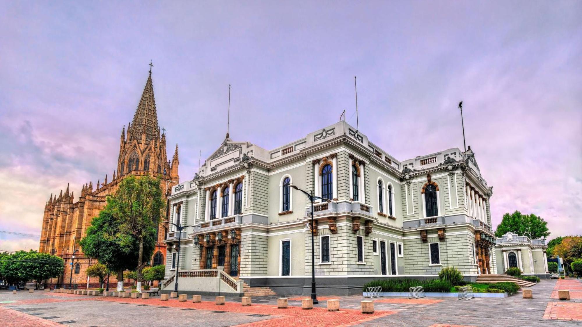 Staybridge Suites - Guadalajara Novena By Ihg Exteriör bild