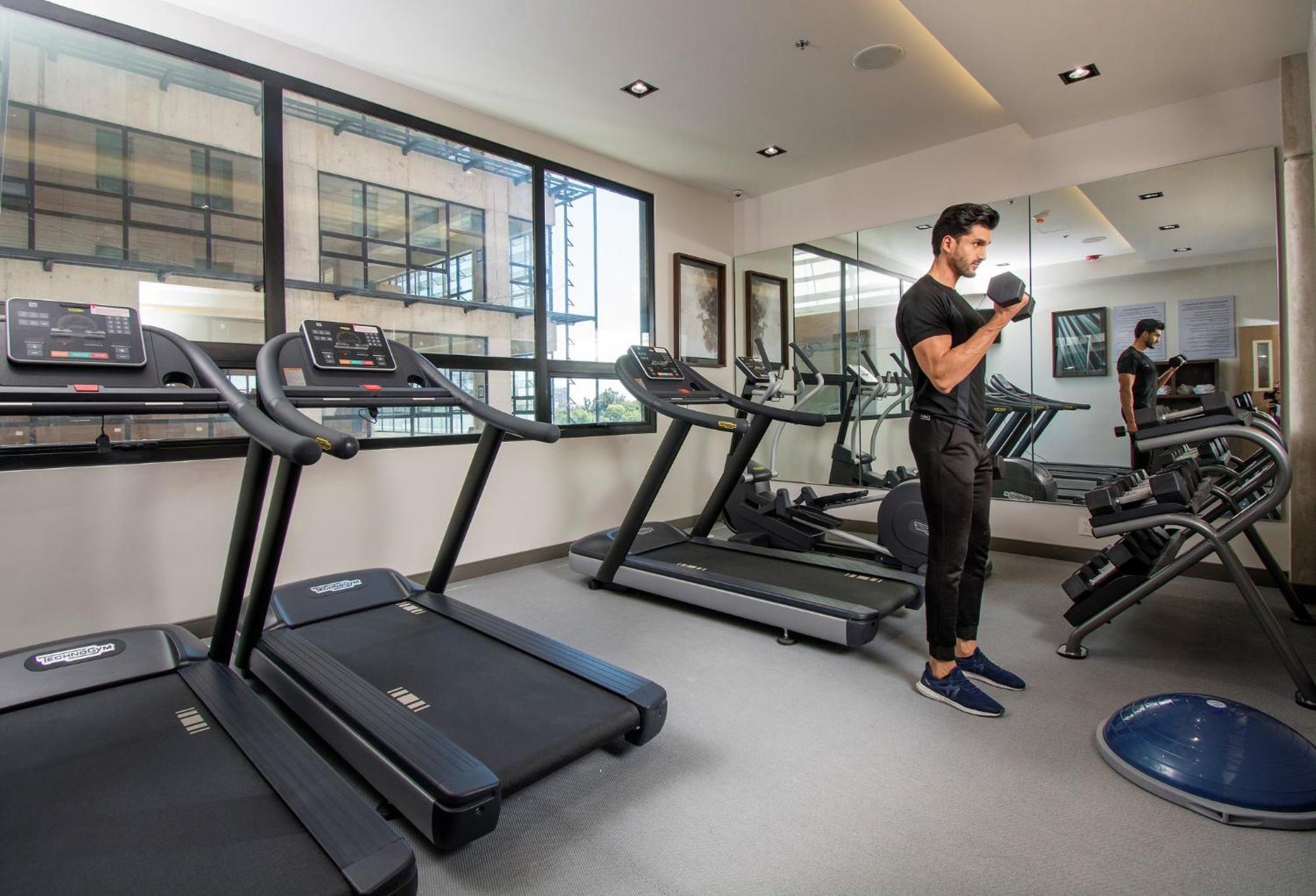 Staybridge Suites - Guadalajara Novena By Ihg Exteriör bild
